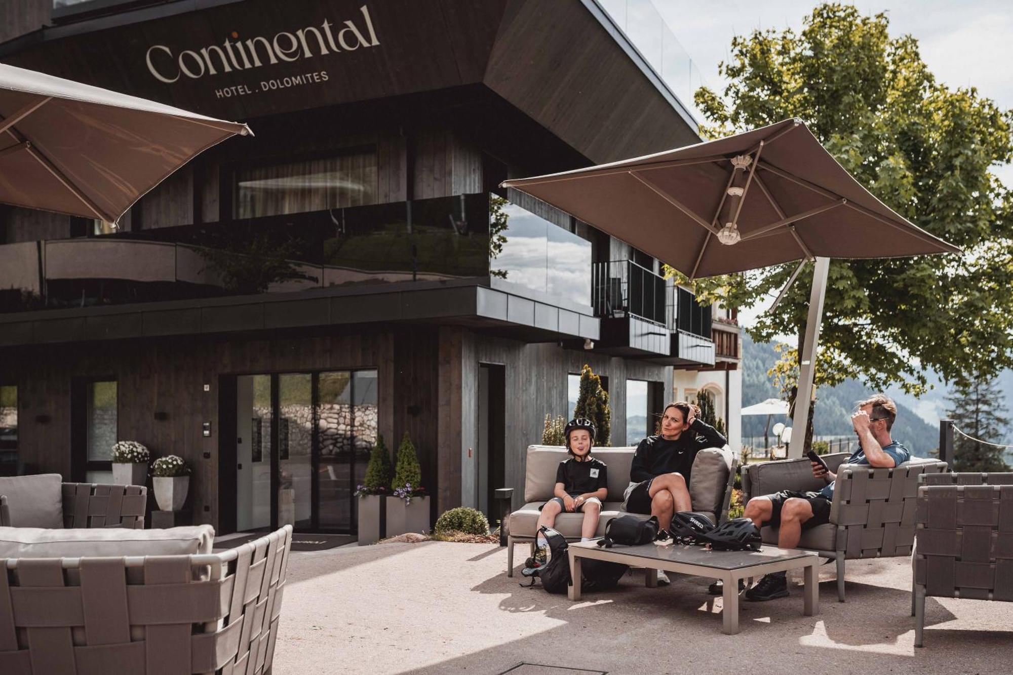 Hotel Continental Dolomites Selva di Val Gardena Kültér fotó